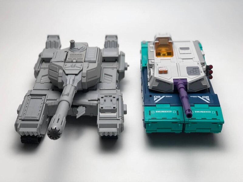 Fans Hobby MB 17 MEG TYRANNO Alternate Mode  (1 of 4)